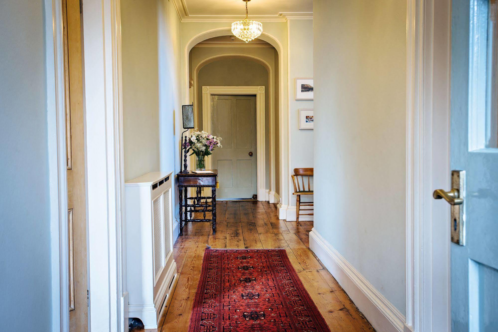 보스캐슬 The Old Parsonage B&B 외부 사진