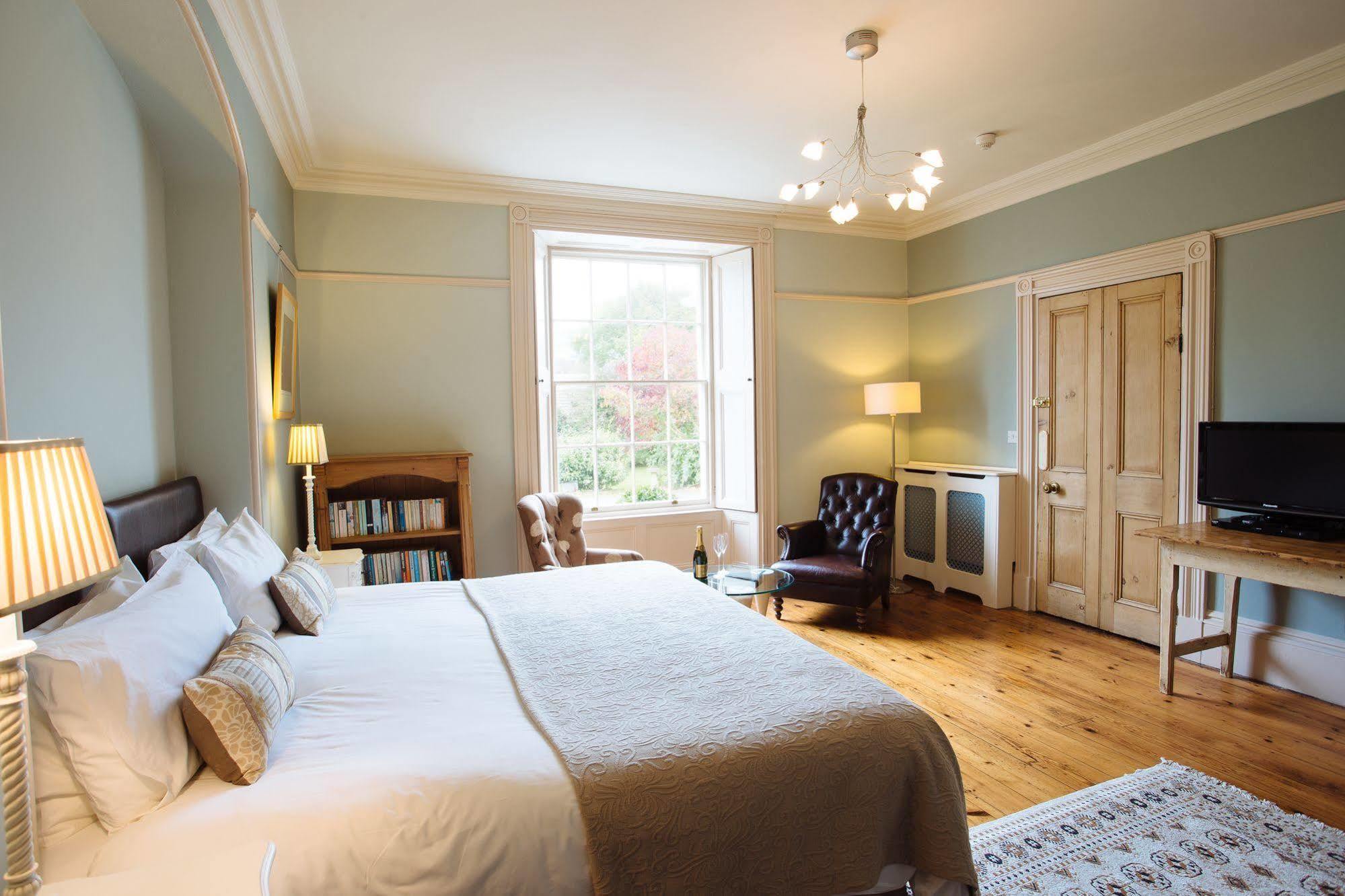 보스캐슬 The Old Parsonage B&B 외부 사진